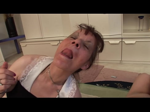 ❤️ Twa beppes en ien pake hawwe in trijetal Seksfideo op fy.porn-93.ru ☑