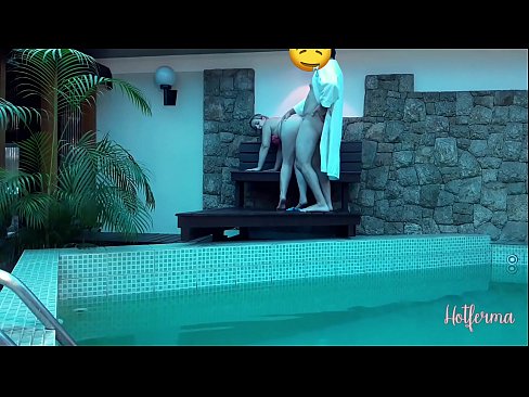 ❤️ Baas noeget faam nei it swimbad, mar koe net wjerstean in hot Seksfideo op fy.porn-93.ru ☑