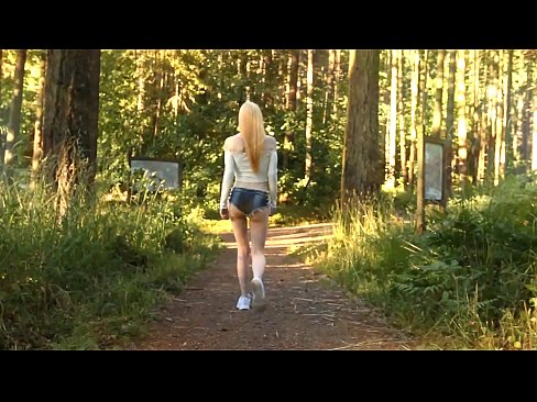 ❤️ Moaie frou beweecht stadich, net neaken video Seksfideo op fy.porn-93.ru ☑